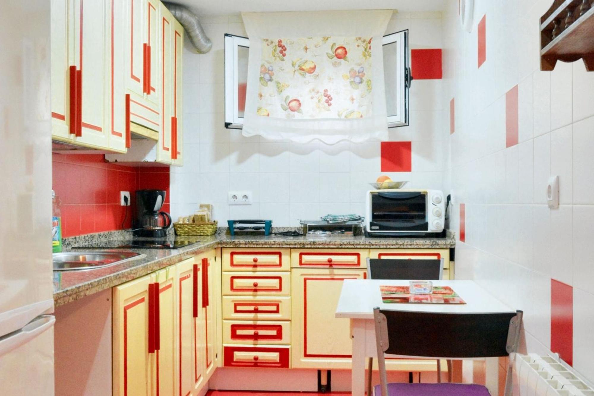 Comfortable Apartment In Caceres 55 M² Welcoming Terrace ภายนอก รูปภาพ